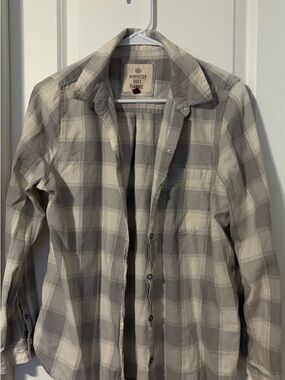 SO Light Gray & Cream Plaid Flannel Shirt